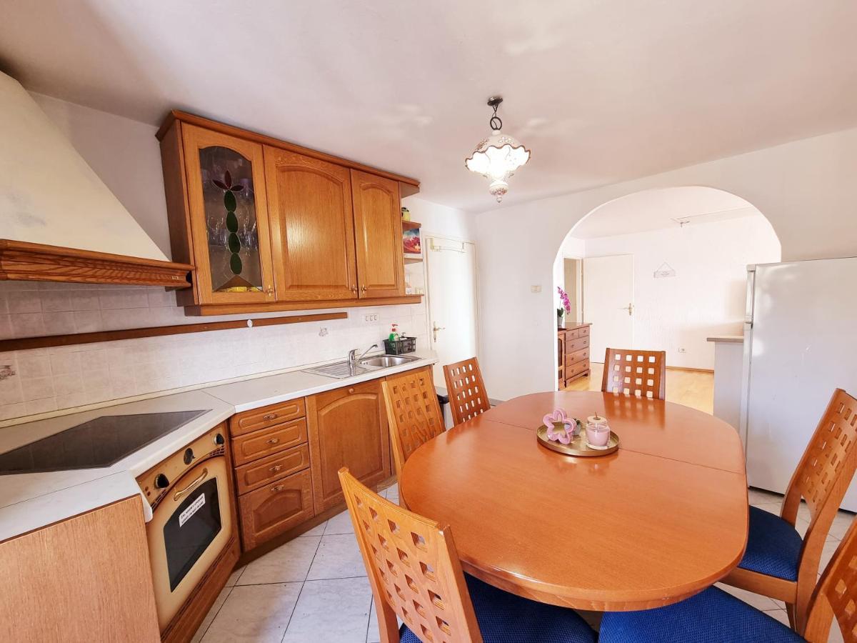 Sea View Apartments بيران المظهر الخارجي الصورة