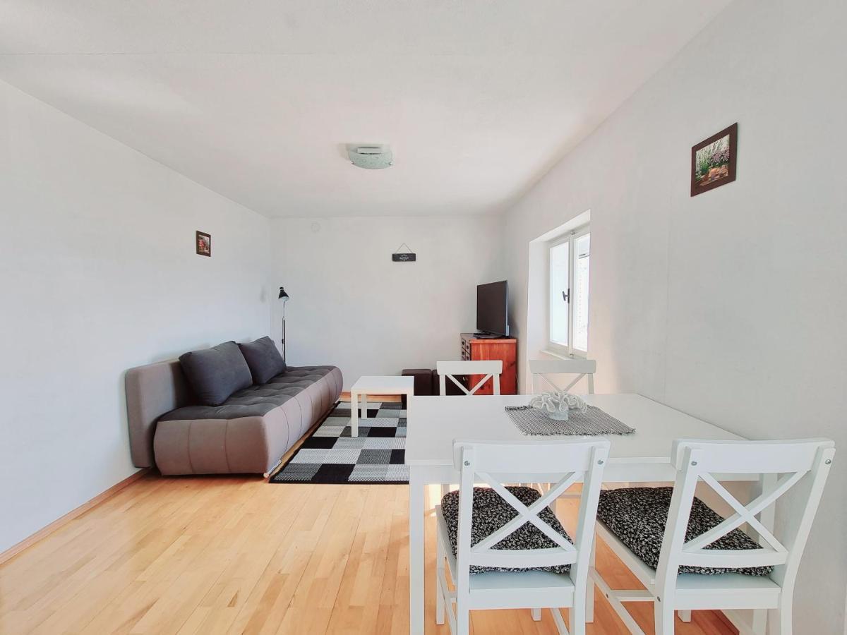 Sea View Apartments بيران المظهر الخارجي الصورة