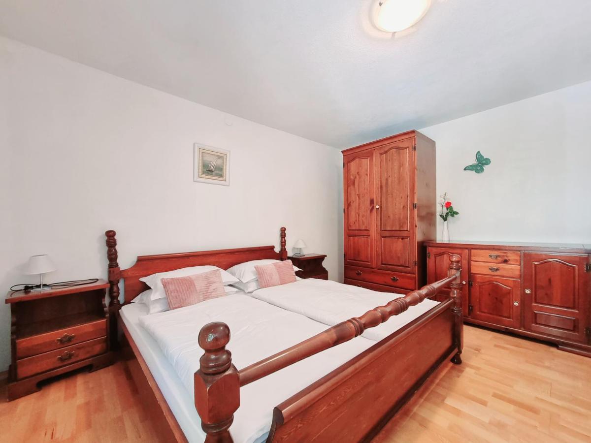 Sea View Apartments بيران المظهر الخارجي الصورة