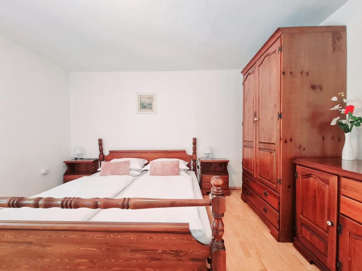 Sea View Apartments بيران المظهر الخارجي الصورة