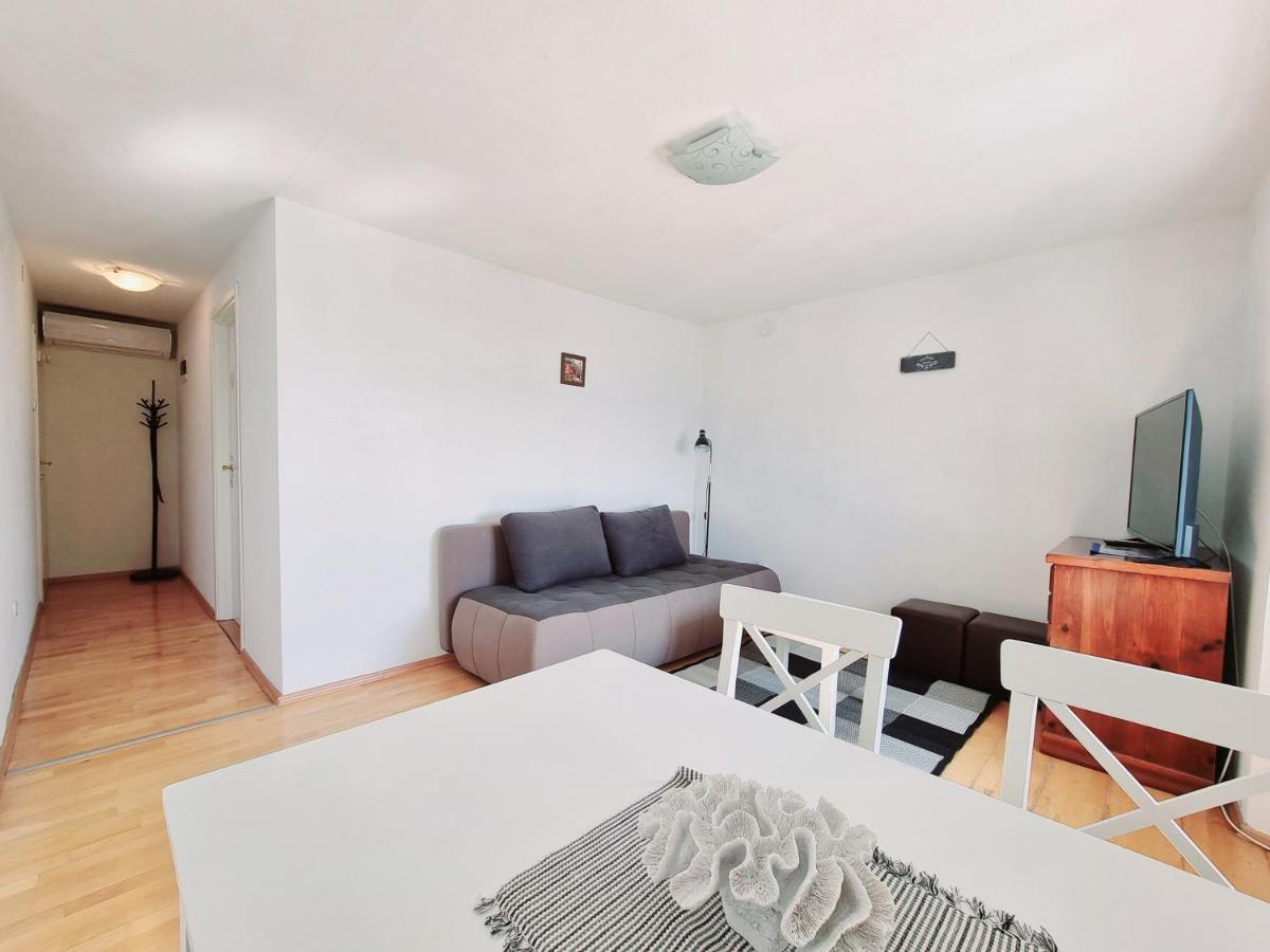 Sea View Apartments بيران المظهر الخارجي الصورة